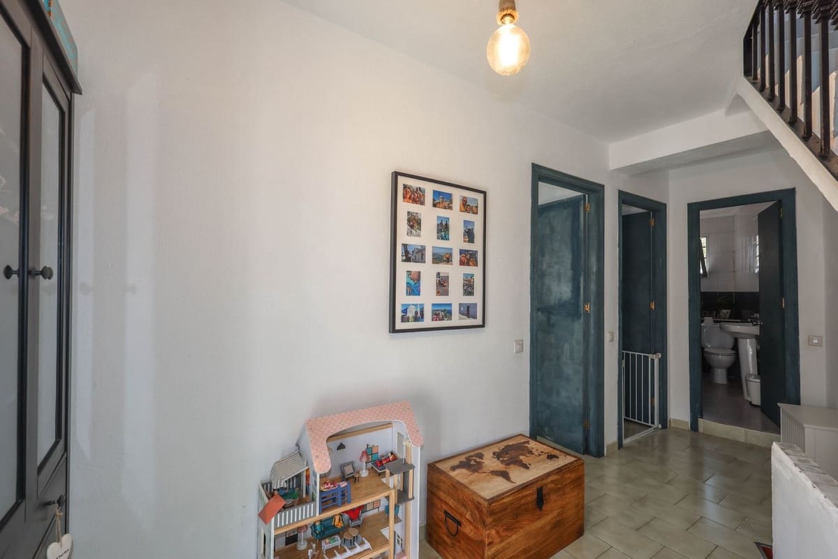 3 chambre Maison de Ville à vendre à Guaro - 170 000 € (Ref: 9850145)