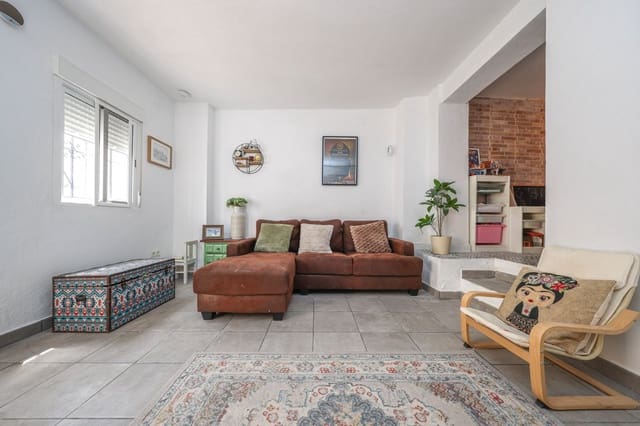 3 chambre Maison de Ville à vendre à Guaro - 170 000 € (Ref: 9850145)