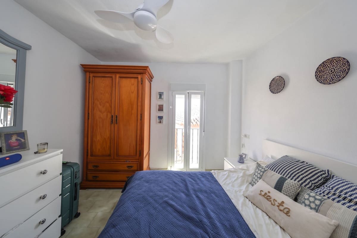 3 chambre Maison de Ville à vendre à Guaro - 170 000 € (Ref: 9850145)