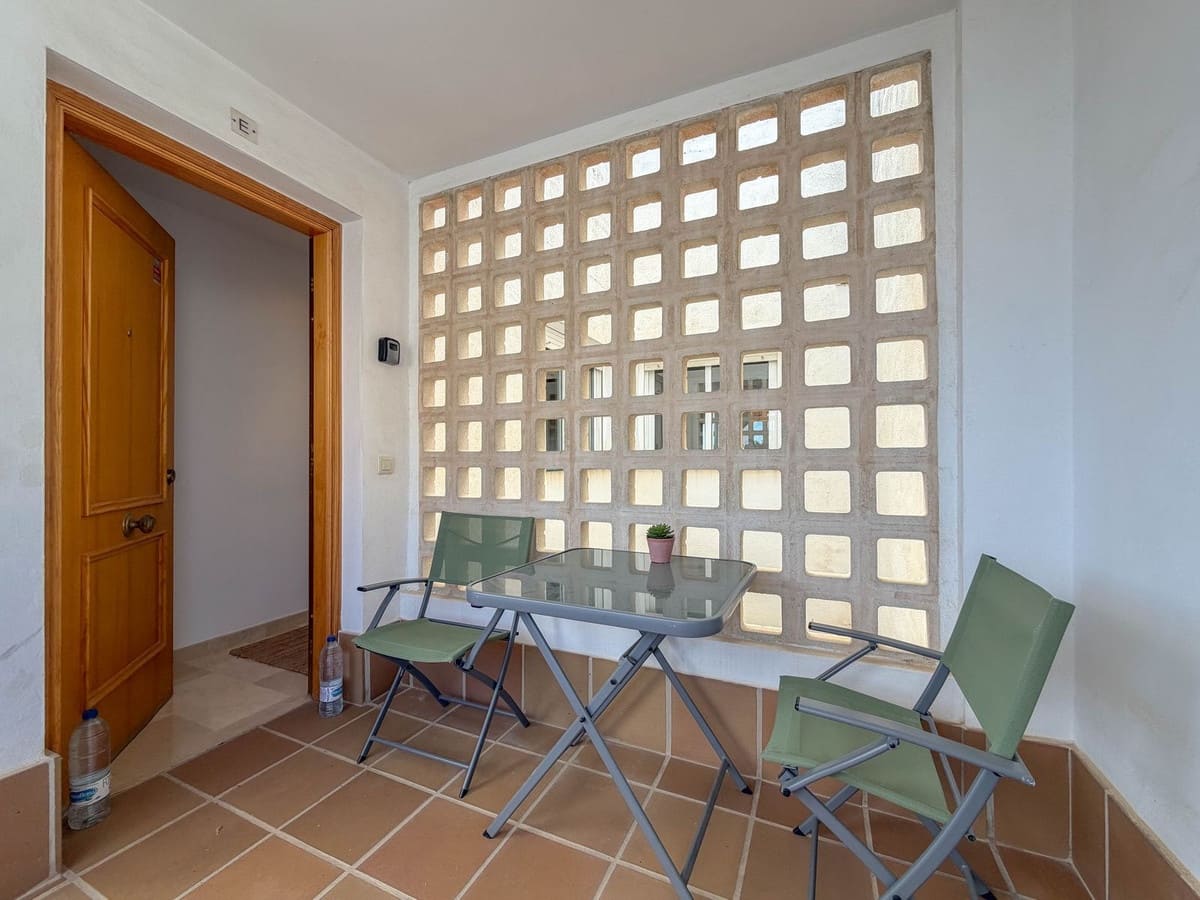 2 soverom Leilighet til salgs i Alozaina med svømmebasseng garasje - € 124 900 (Ref: 9854524)