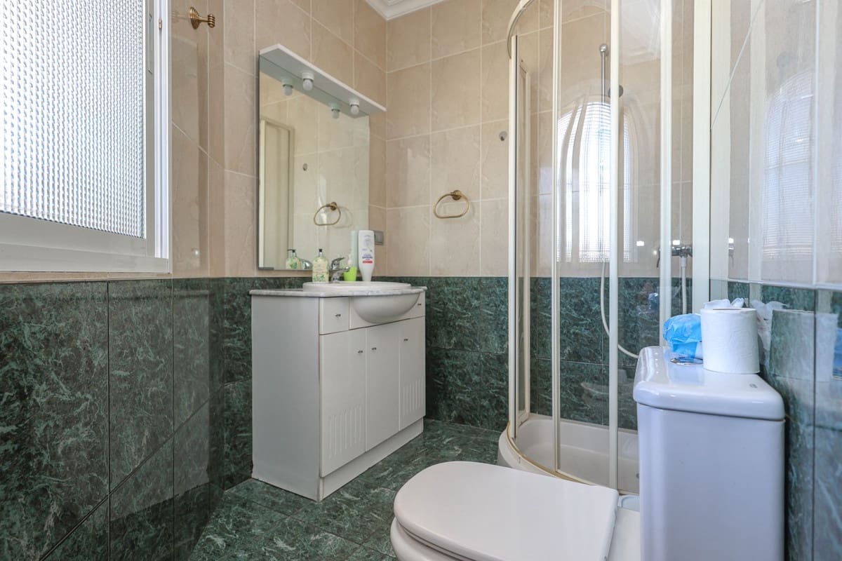 3 bedroom Villa for sale in Monda with pool - € 570,000 (Ref: 9863440)