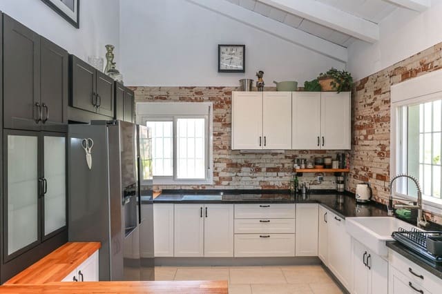 2 chambre Villa/Maison à vendre à Tolox avec garage - 344 750 € (Ref: 9866095)