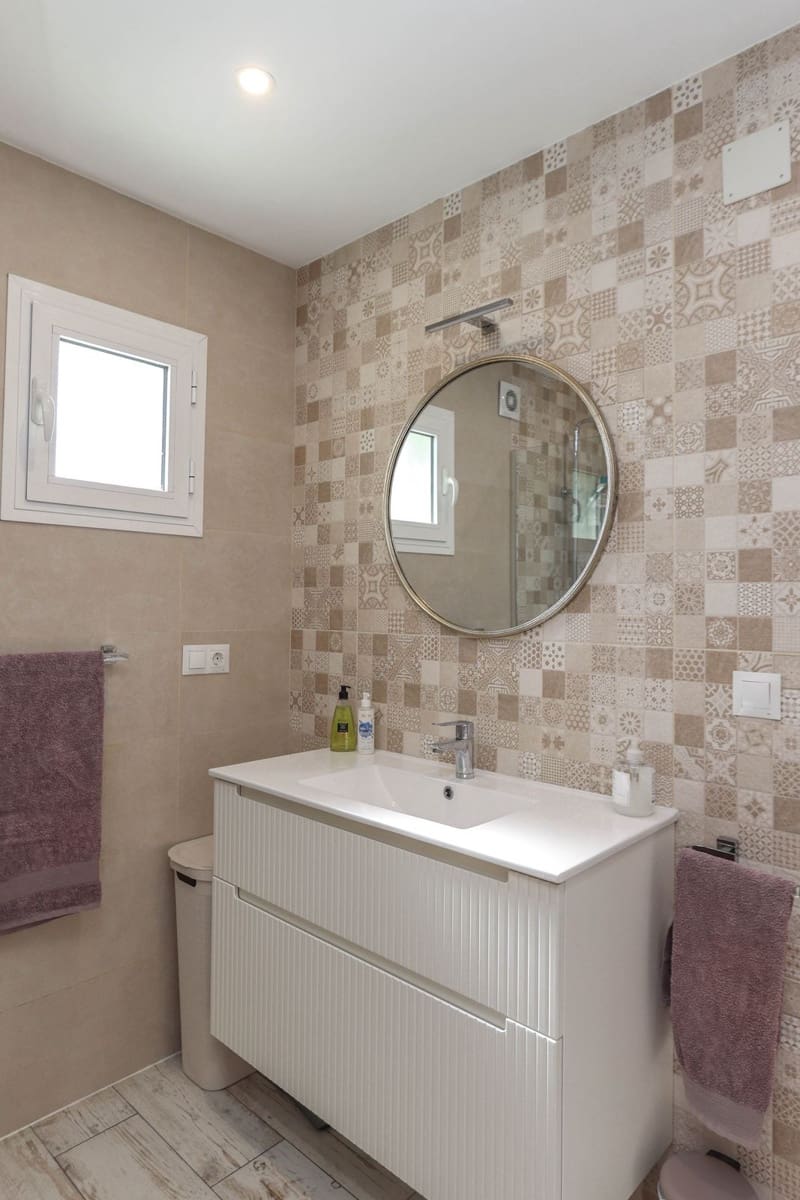 2 chambre Villa/Maison à vendre à Tolox avec garage - 344 750 € (Ref: 9866095)