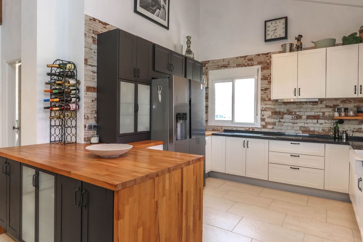 2 chambre Villa/Maison à vendre à Tolox avec garage - 344 750 € (Ref: 9866095)