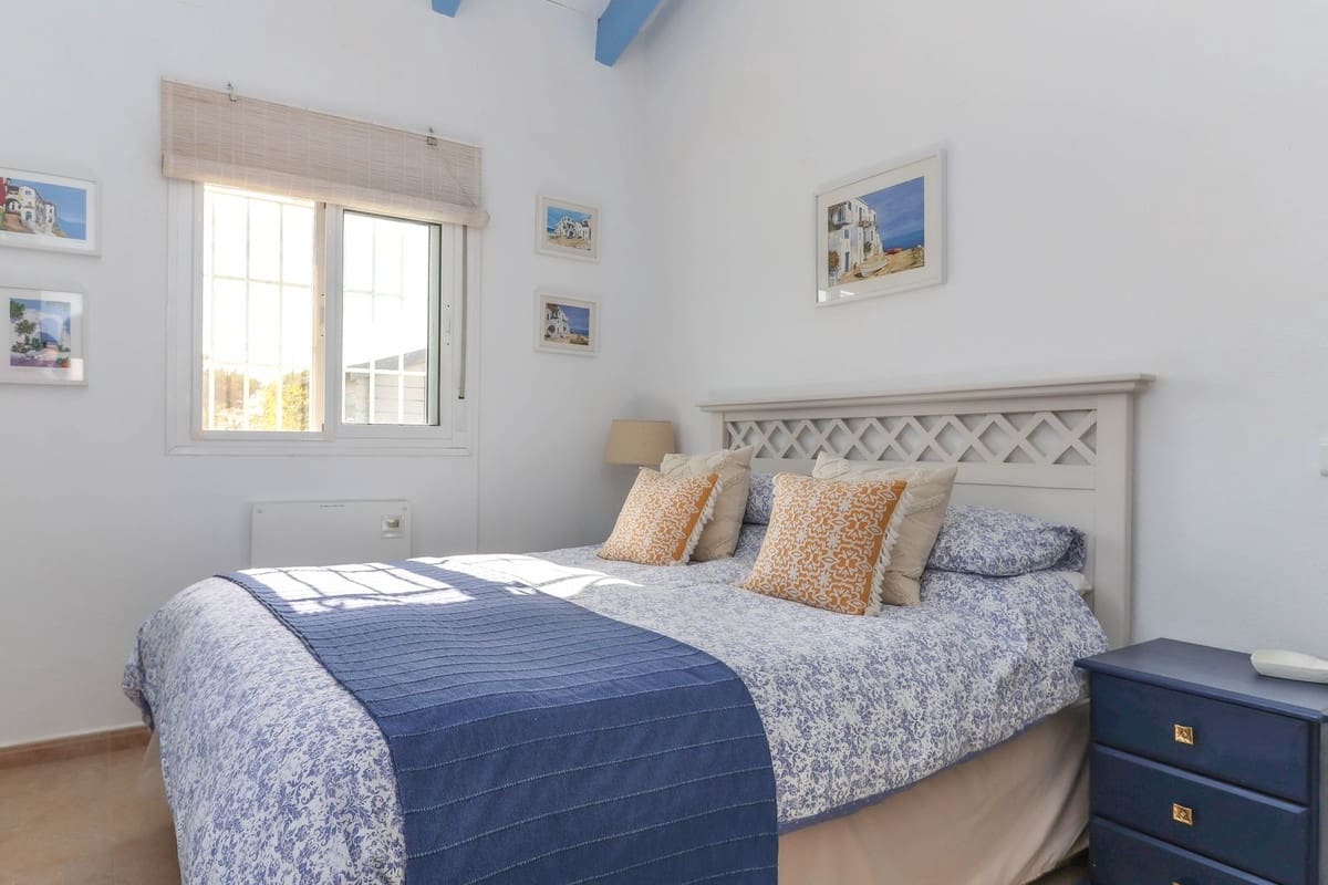2 chambre Villa/Maison à vendre à Tolox avec garage - 344 750 € (Ref: 9866095)