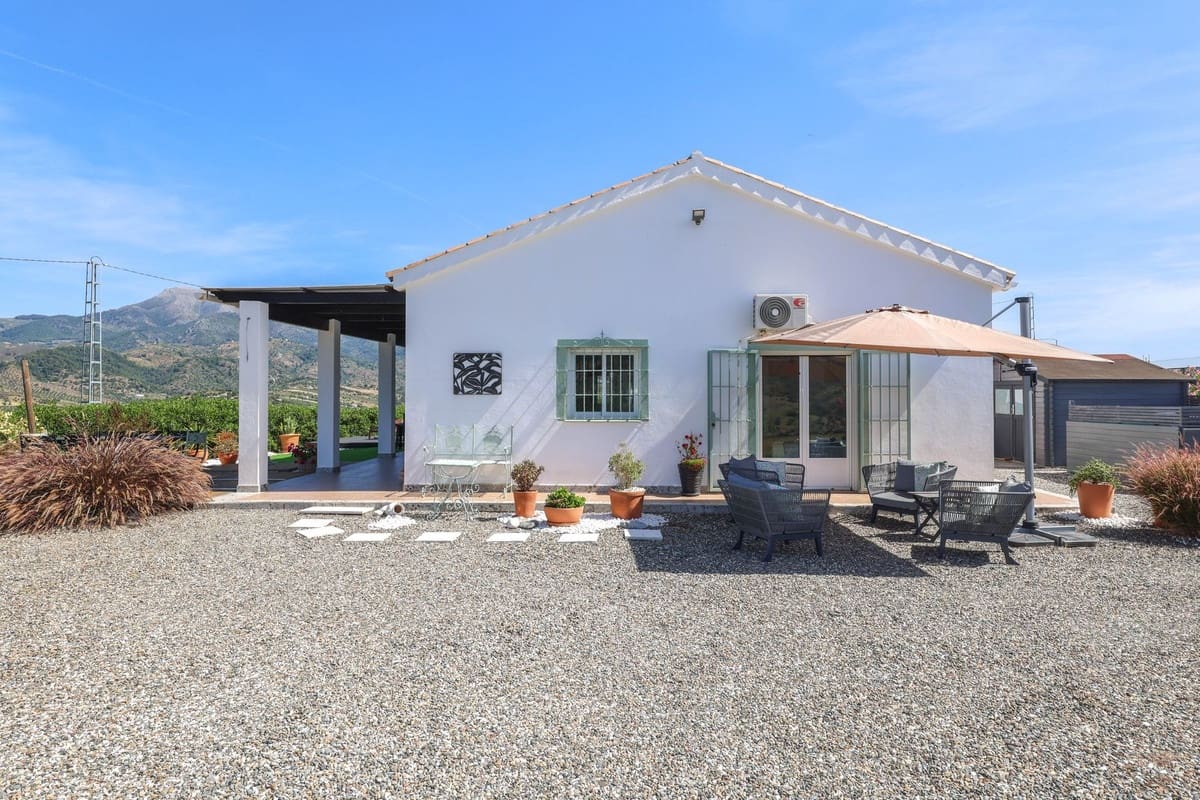 2 chambre Villa/Maison à vendre à Tolox avec garage - 344 750 € (Ref: 9866095)