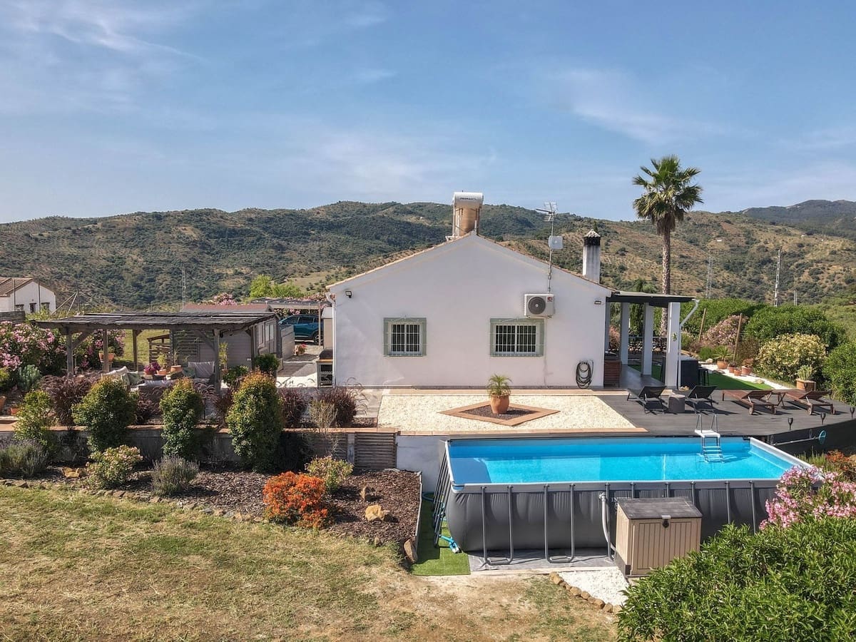 2 chambre Villa/Maison à vendre à Tolox avec garage - 344 750 € (Ref: 9866095)