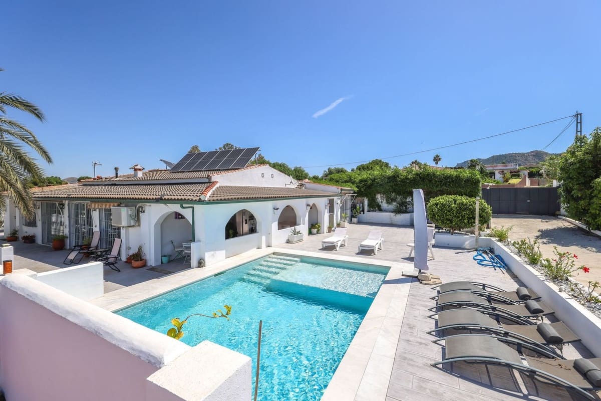 3 chambre Villa/Maison à vendre à Cartama avec piscine - 525 000 € (Ref: 9877455)