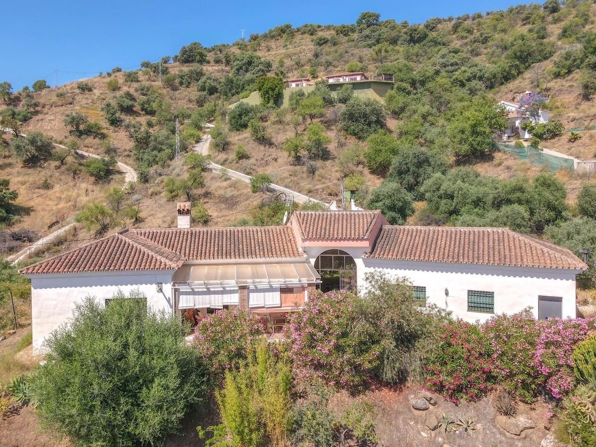 3 chambre Villa/Maison à vendre à Monda avec piscine garage - 478 000 € (Ref: 9890684)