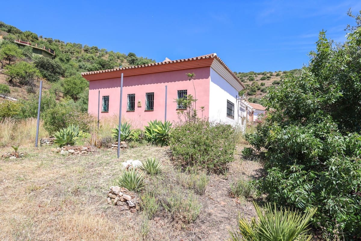 3 chambre Villa/Maison à vendre à Monda avec piscine garage - 478 000 € (Ref: 9890684)