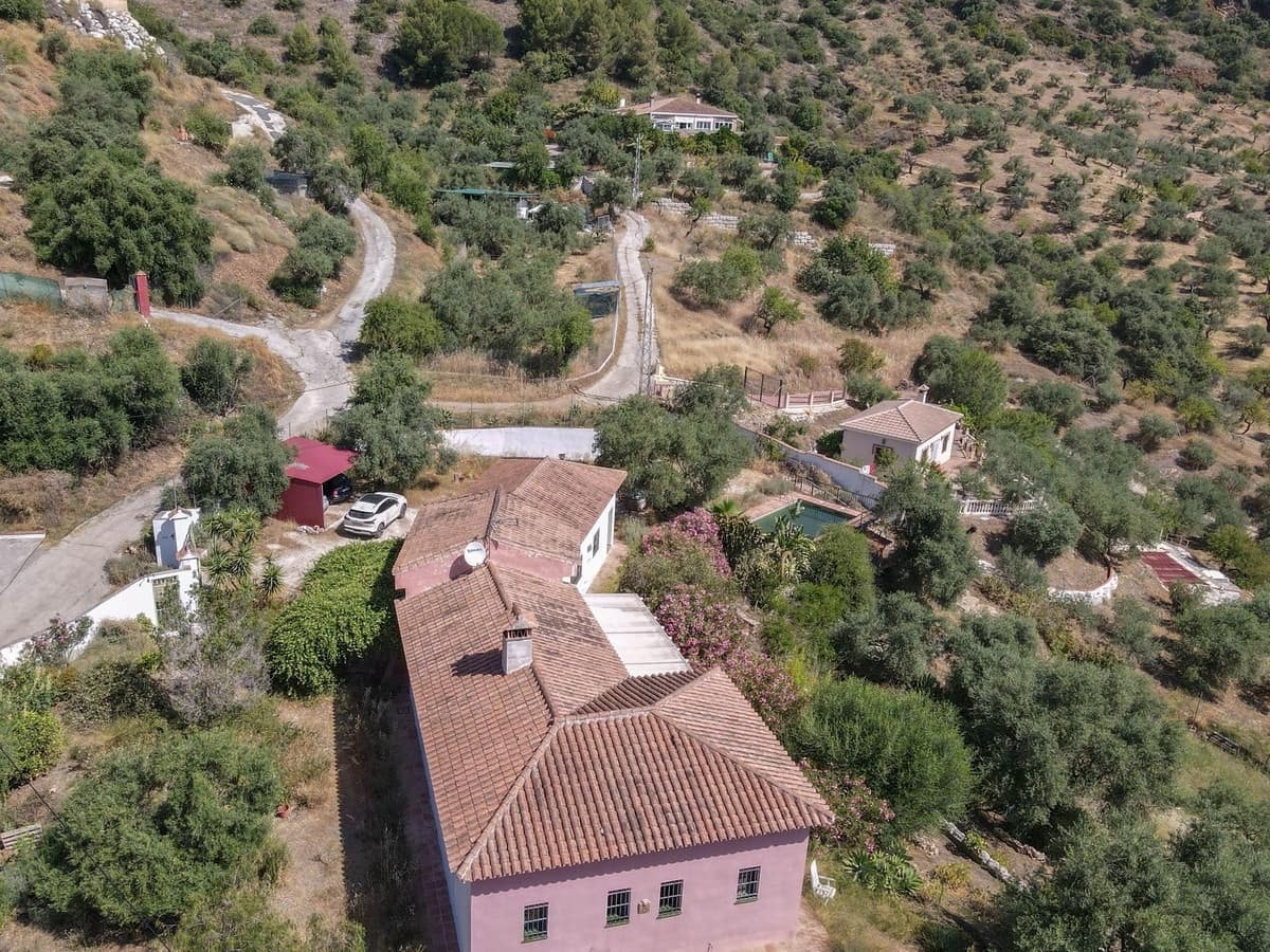3 chambre Villa/Maison à vendre à Monda avec piscine garage - 478 000 € (Ref: 9890684)