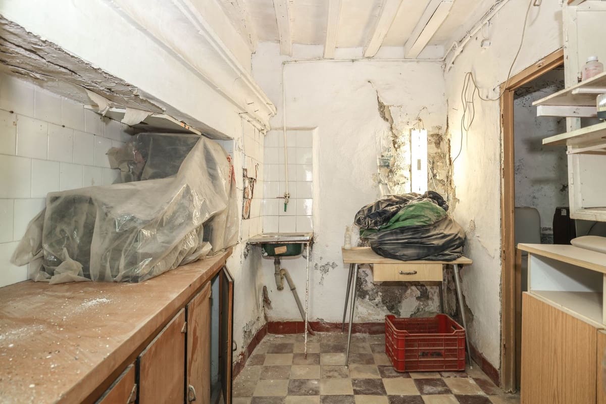 4 Zimmer Haus zu verkaufen in Casarabonela - 77.000 € (Ref: 9891232)
