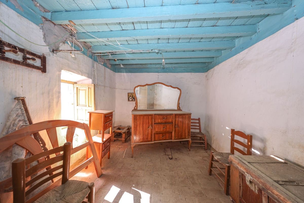 4 Zimmer Haus zu verkaufen in Casarabonela - 77.000 € (Ref: 9891232)