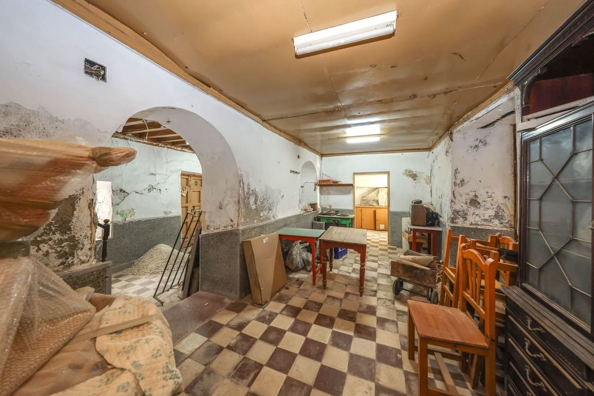 4 Zimmer Haus zu verkaufen in Casarabonela - 77.000 € (Ref: 9891232)