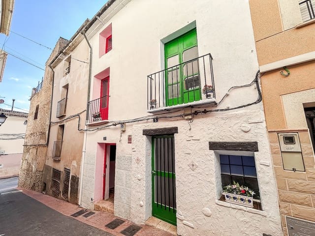4 quarto Casa em Banda para venda em Onil - 90 000 € (Ref: 10008269)
