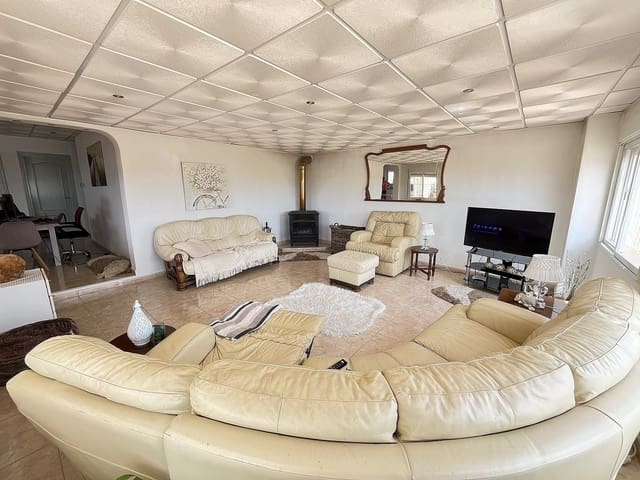 3 bedroom Finca/Country House for sale in Villena with garage - € 229,000 (Ref: 10008275)