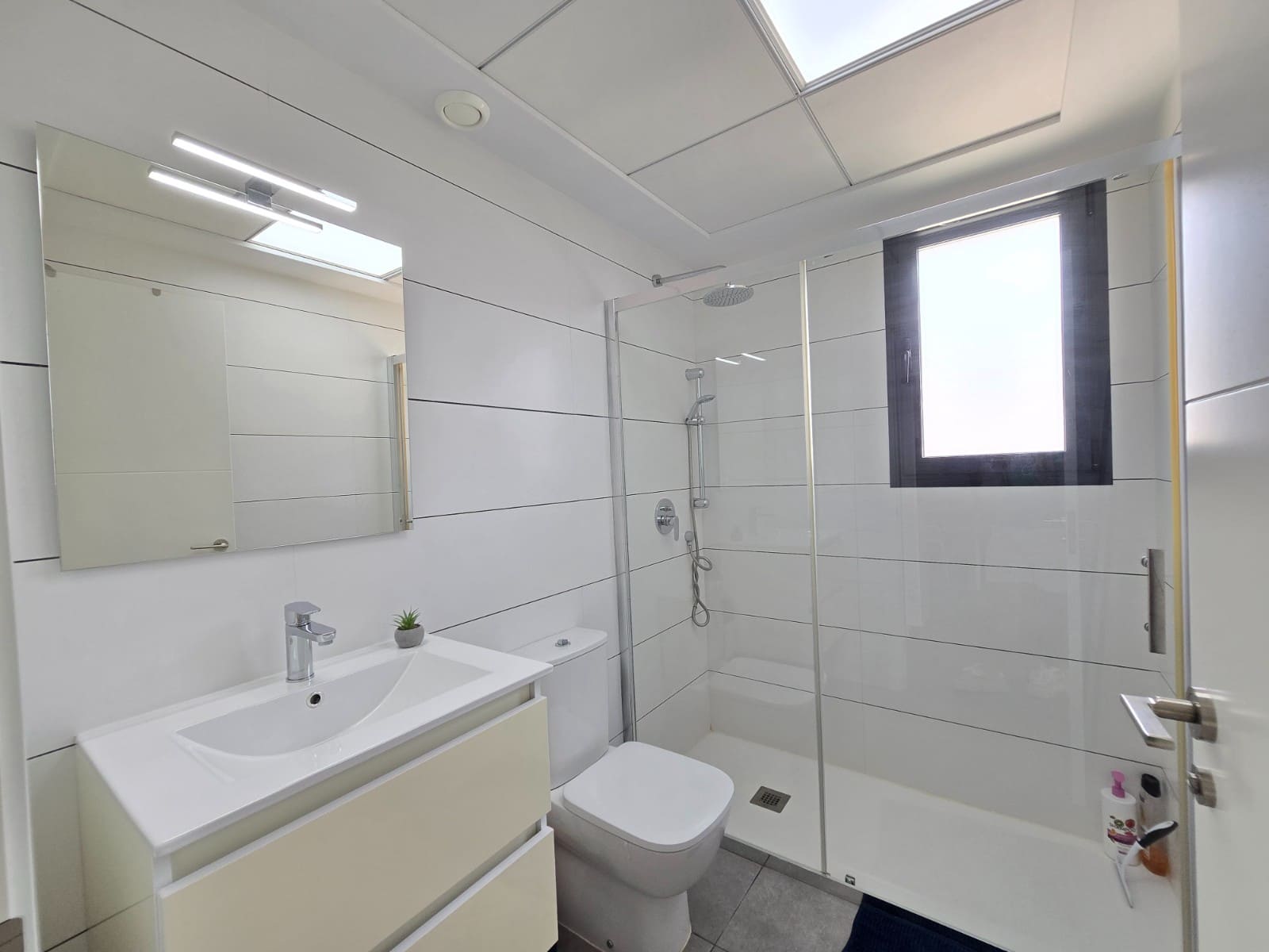 2 soveværelse Lejlighed til salg i Villamartin med swimmingpool garage - € 229.000 (Ref: 10012795)