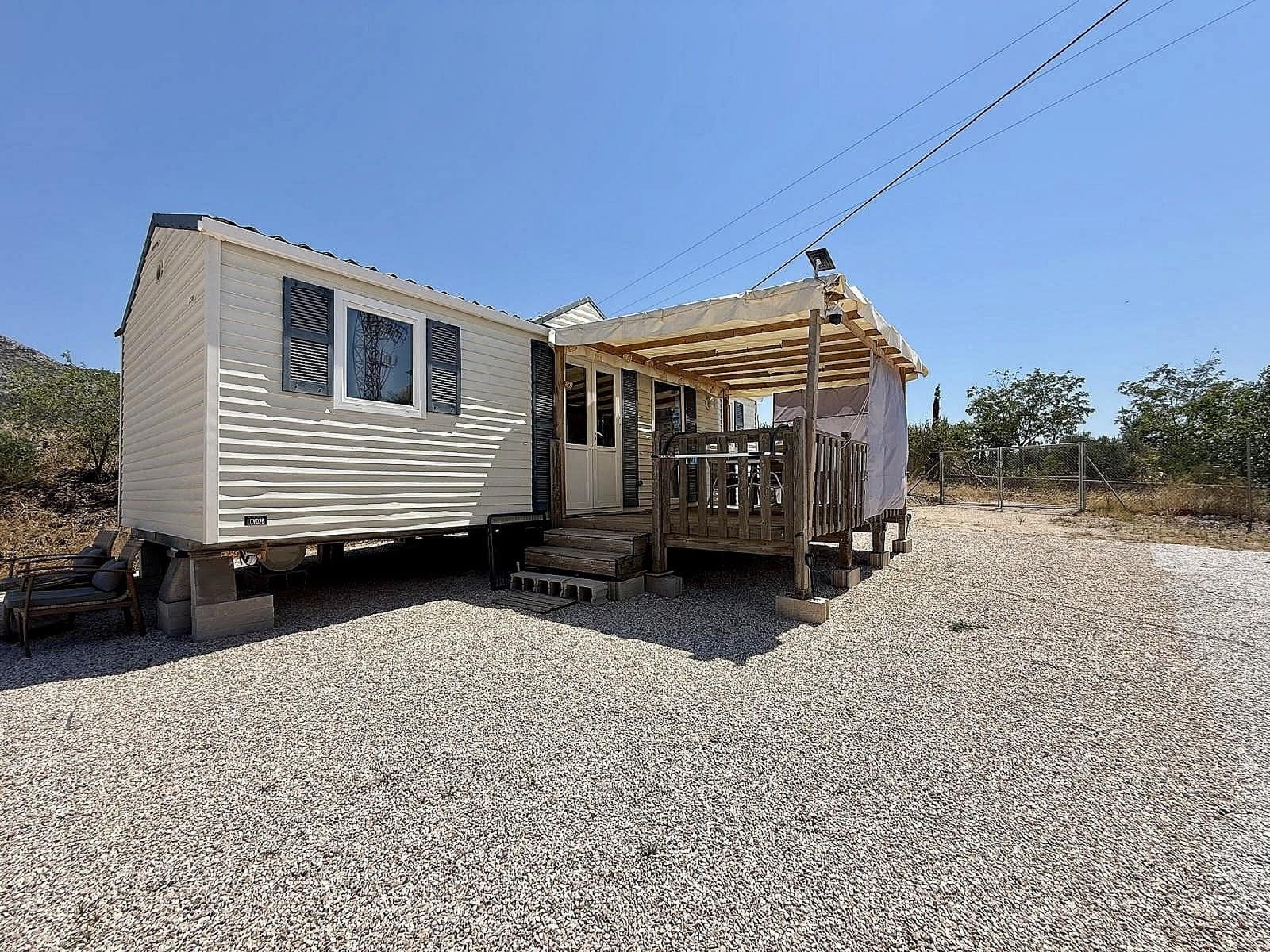 Finca/Casa Rural de 4 habitaciones en Villena en venta con piscina garaje - 399.000 € (Ref: 10021926)