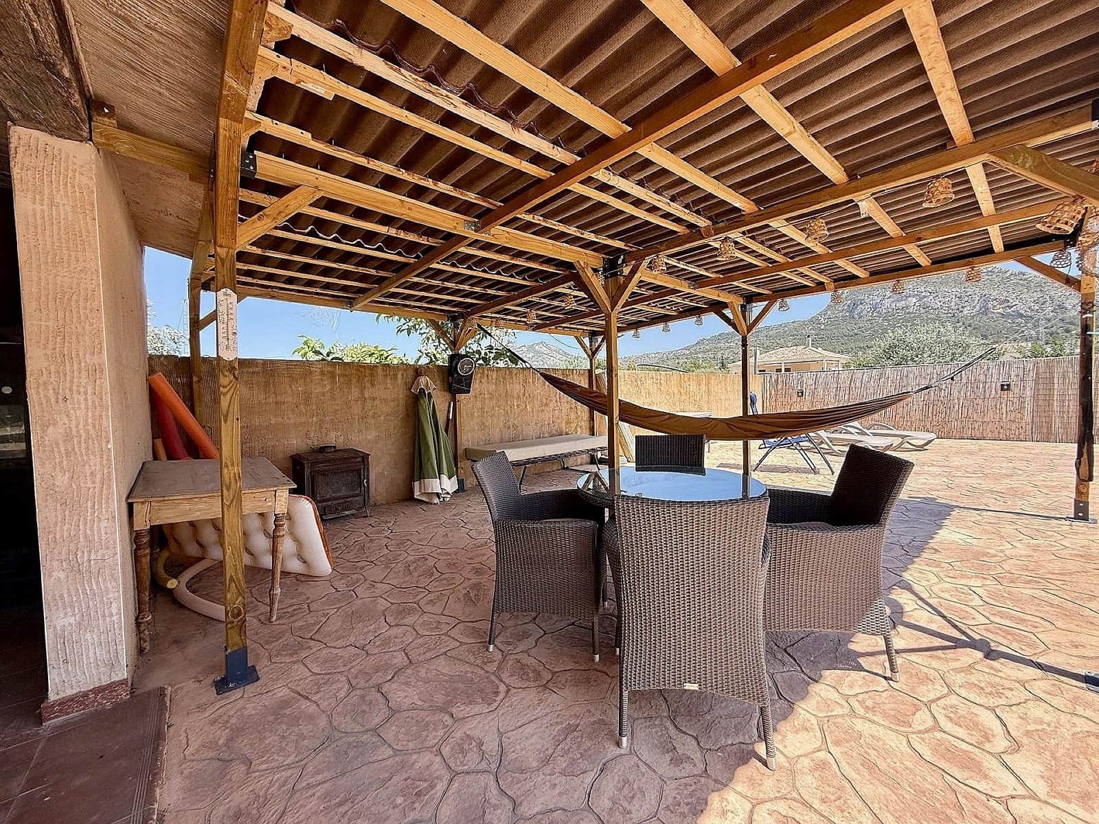Finca/Casa Rural de 4 habitaciones en Villena en venta con piscina garaje - 399.000 € (Ref: 10021926)