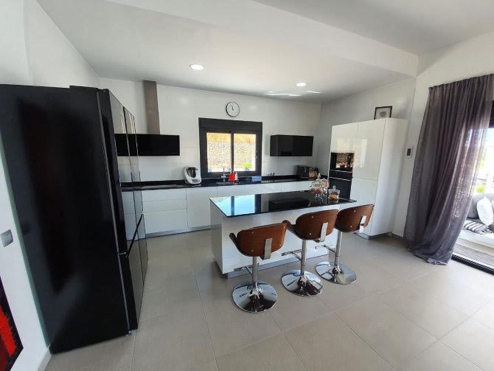 3 chambre Villa/Maison à vendre à Macisvenda avec piscine garage - 385 000 € (Ref: 10023529)