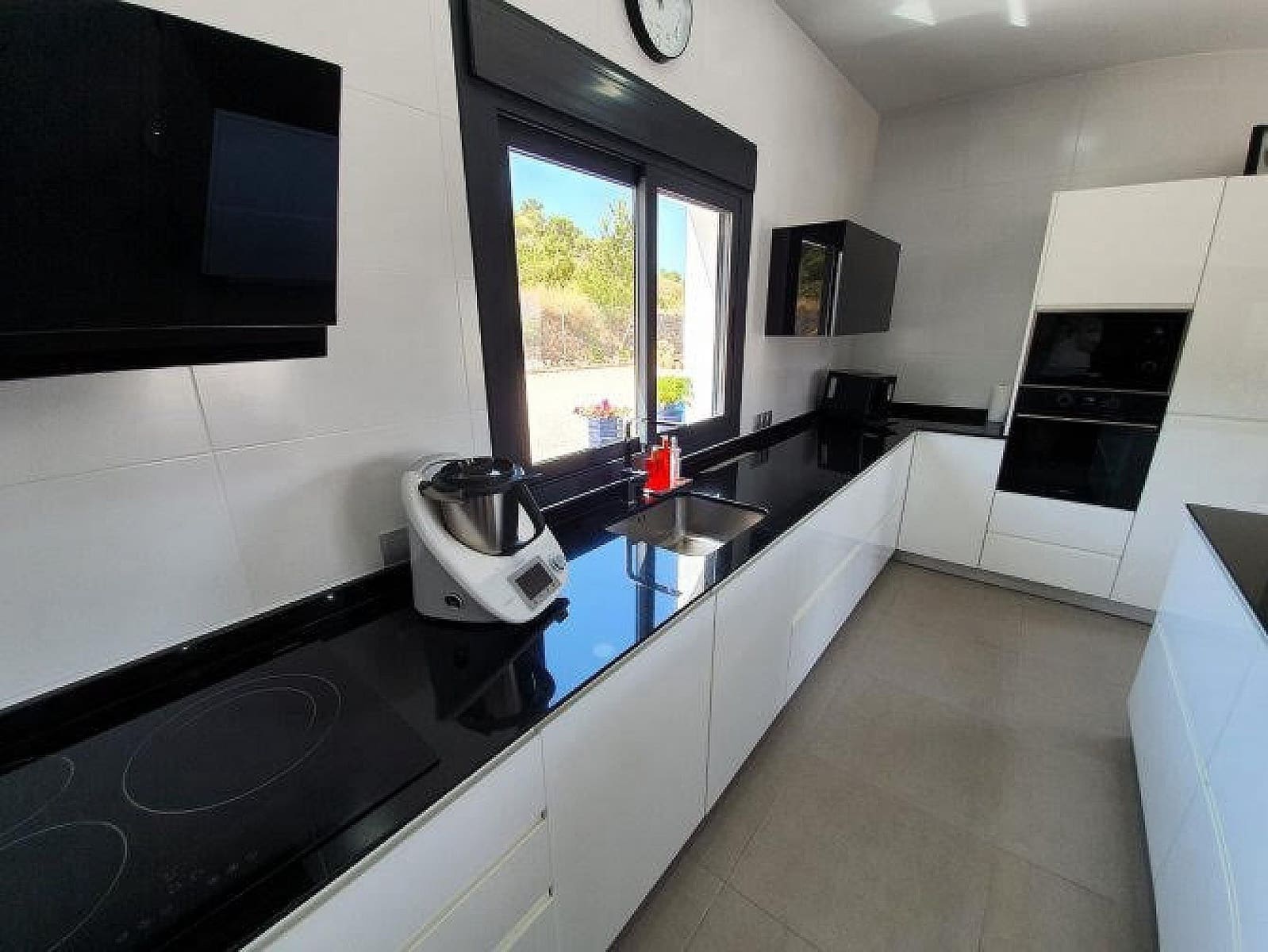 3 chambre Villa/Maison à vendre à Macisvenda avec piscine garage - 385 000 € (Ref: 10023529)