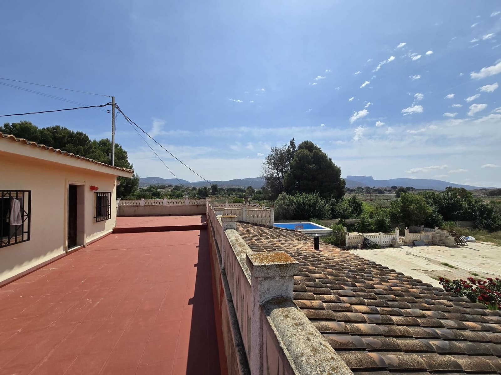 6 Zimmer Villa zu verkaufen in Sax mit Pool - 275.000 € (Ref: 10025063)