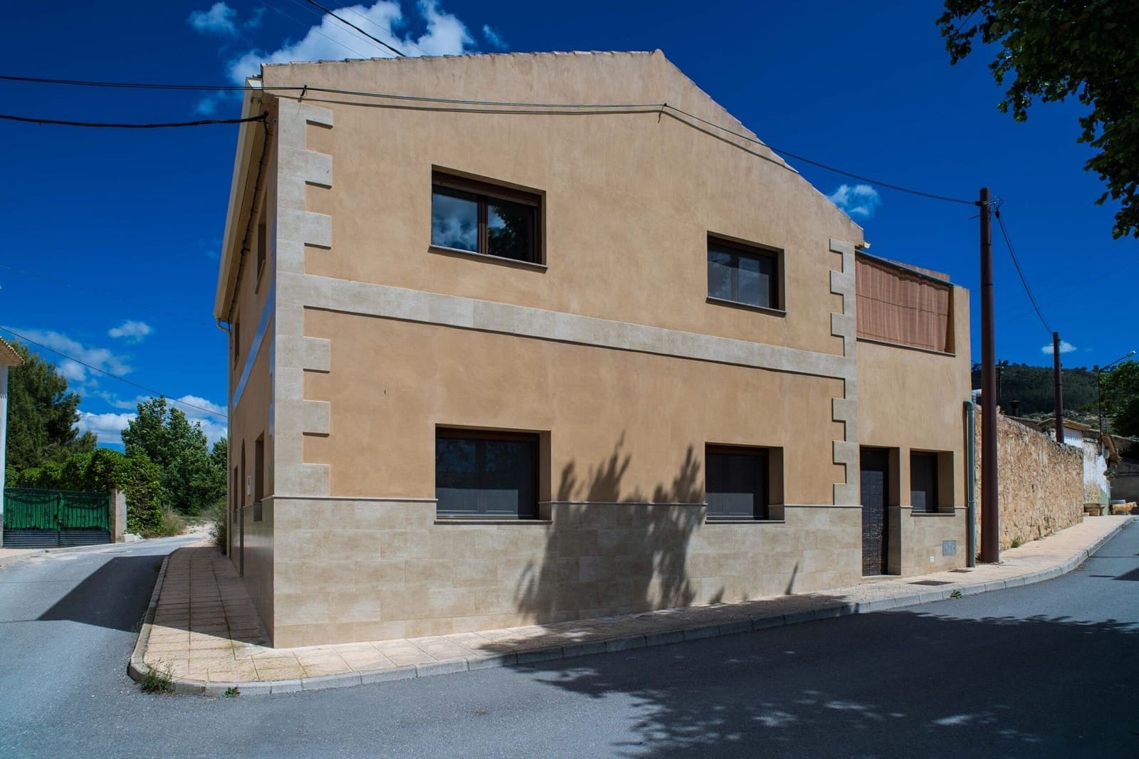 4 quarto Casa em Banda para venda em Pinoso - 250 000 € (Ref: 10025064)