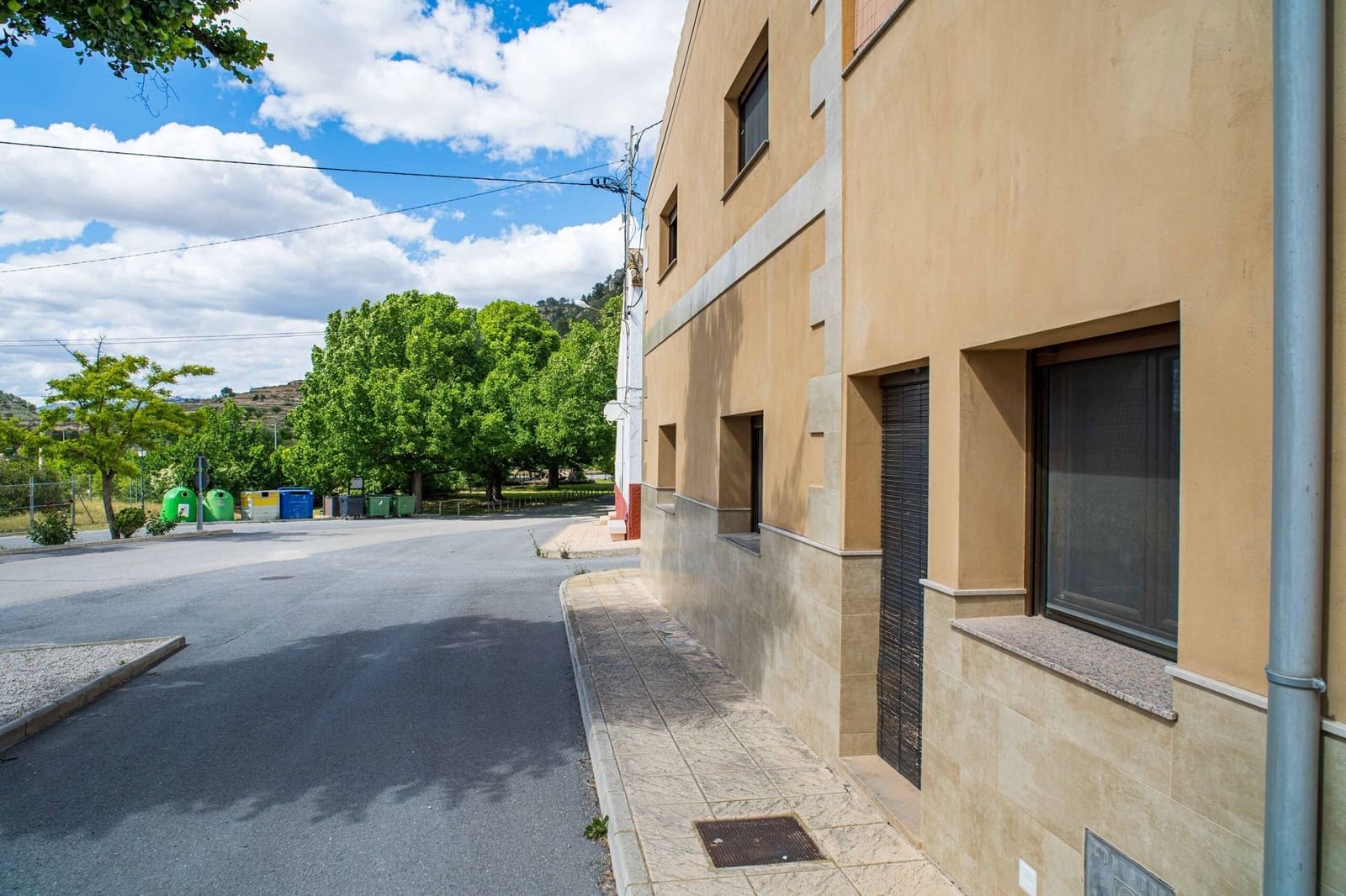 4 quarto Casa em Banda para venda em Pinoso - 250 000 € (Ref: 10025064)