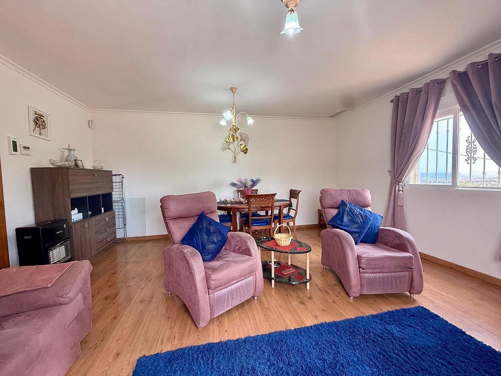 3 slaapkamer Villa te koop in Pinoso met zwembad garage - € 299.995 (Ref: 10026698)