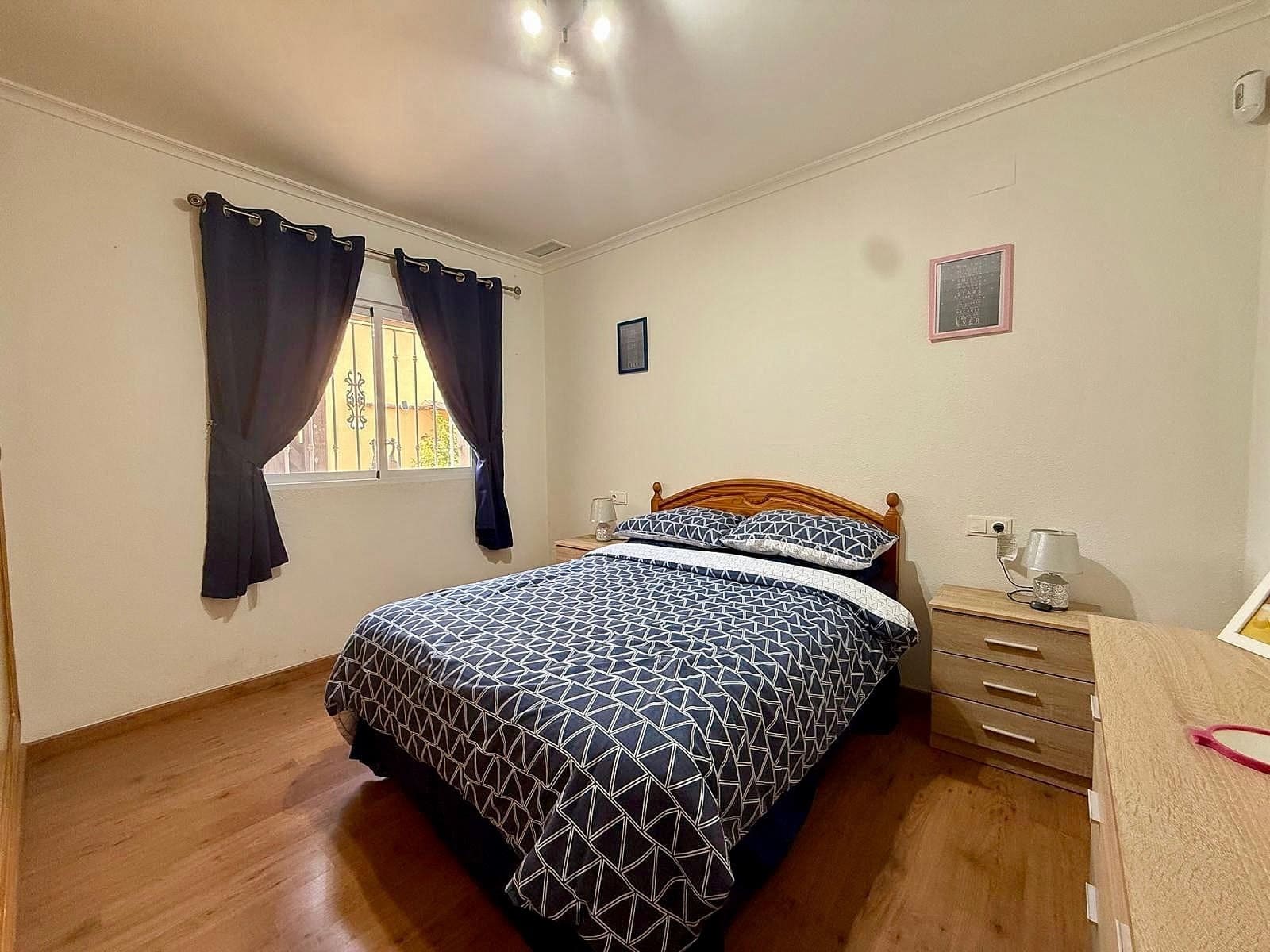 3 slaapkamer Villa te koop in Pinoso met zwembad garage - € 299.995 (Ref: 10026698)
