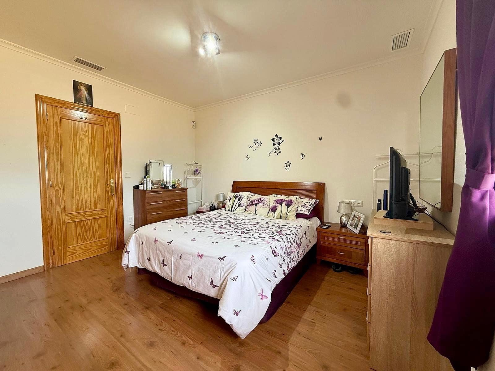 3 slaapkamer Villa te koop in Pinoso met zwembad garage - € 299.995 (Ref: 10026698)