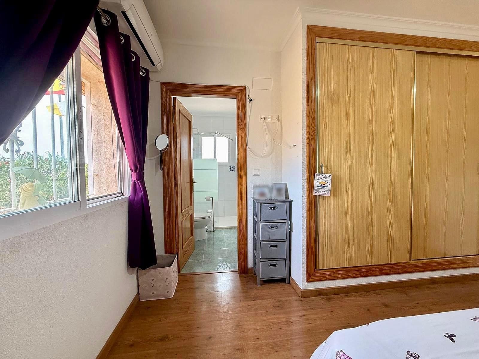 3 slaapkamer Villa te koop in Pinoso met zwembad garage - € 299.995 (Ref: 10026698)