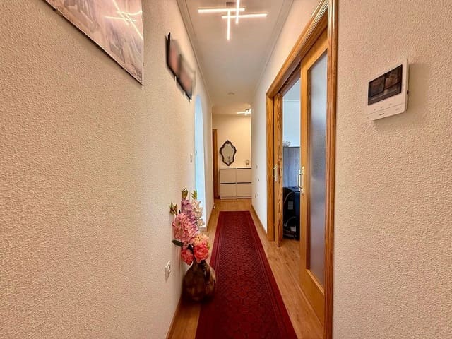 3 slaapkamer Villa te koop in Pinoso met zwembad garage - € 299.995 (Ref: 10026698)