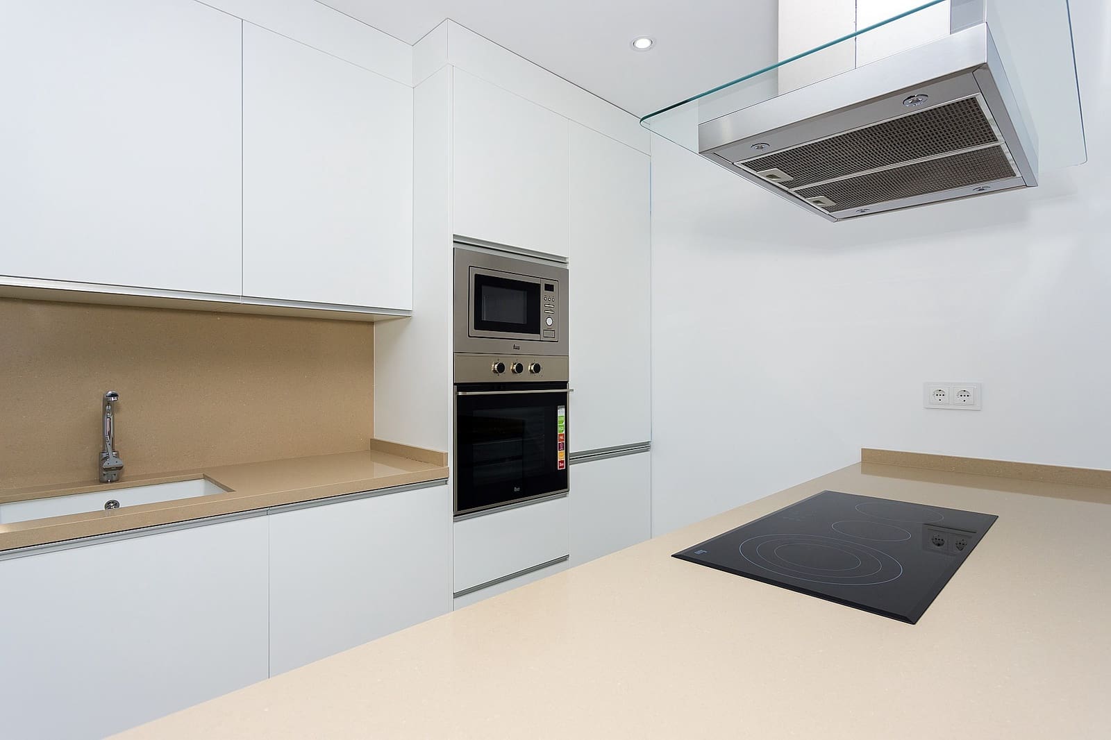 3 chambre Villa/Maison à vendre à Daya Nueva avec piscine - 380 000 € (Ref: 10029059)