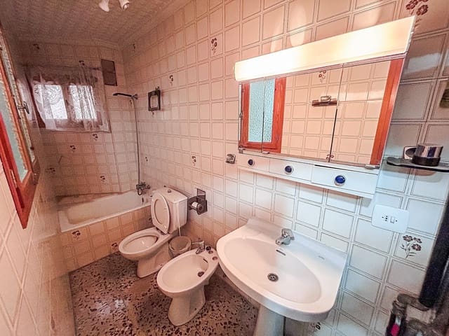 6 sovrum Kommersiell till salu i Monóvar / Monóver med garage - 199 990 € (Ref: 10029069)
