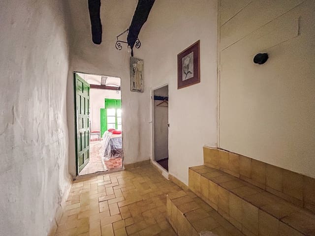 4 sovrum Hus till salu i Onil - 90 000 € (Ref: 10029071)