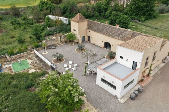 5 camera da letto Commerciale in vendita in Almansa con piscina garage - 749.000 € (Rif: 10031418)