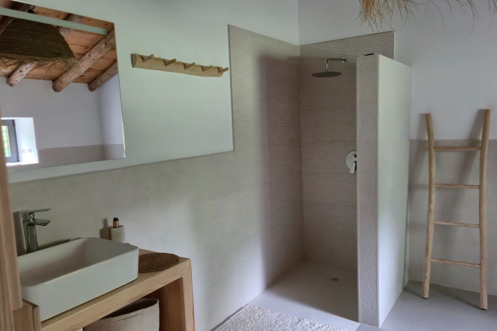 5 camera da letto Commerciale in vendita in Almansa con piscina garage - 749.000 € (Rif: 10031418)