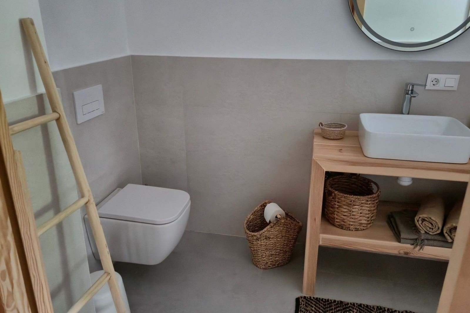 5 camera da letto Commerciale in vendita in Almansa con piscina garage - 749.000 € (Rif: 10031418)