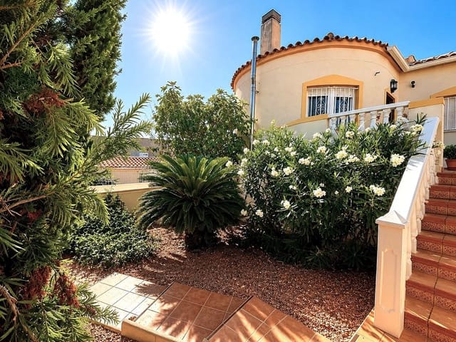 3 Zimmer Villa zu verkaufen in Castalla mit Pool Garage - 280.000 € (Ref: 10031419)