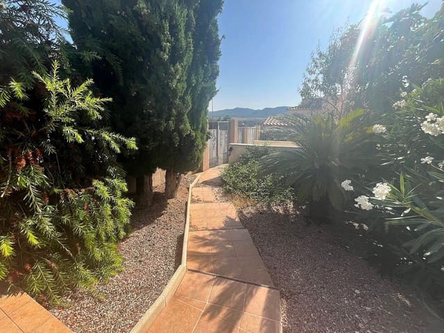 3 Zimmer Villa zu verkaufen in Castalla mit Pool Garage - 280.000 € (Ref: 10031419)