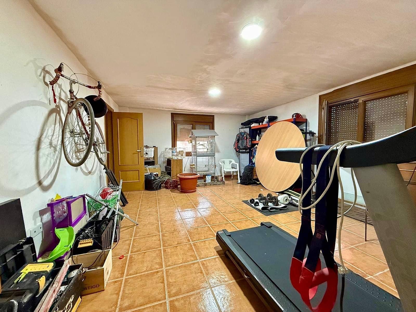 3 bedroom Townhouse for sale in Pinoso with garage - € 339,995 (Ref: 10036317)