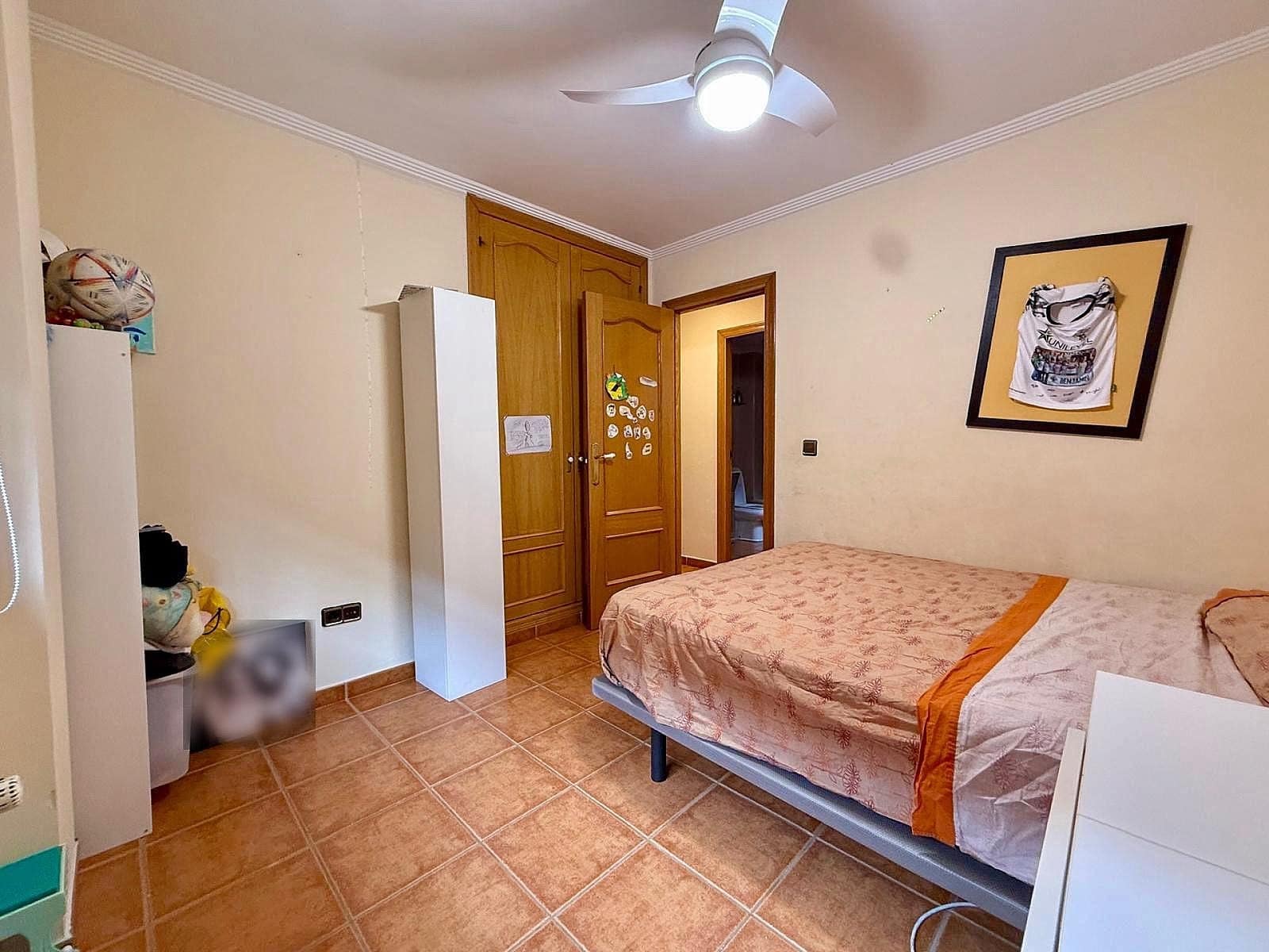 3 bedroom Townhouse for sale in Pinoso with garage - € 339,995 (Ref: 10036317)