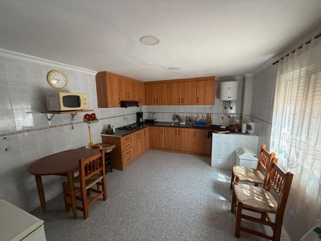 4 bedroom Finca/Country House for sale in Pinoso with pool garage - € 184,900 (Ref: 10046784)