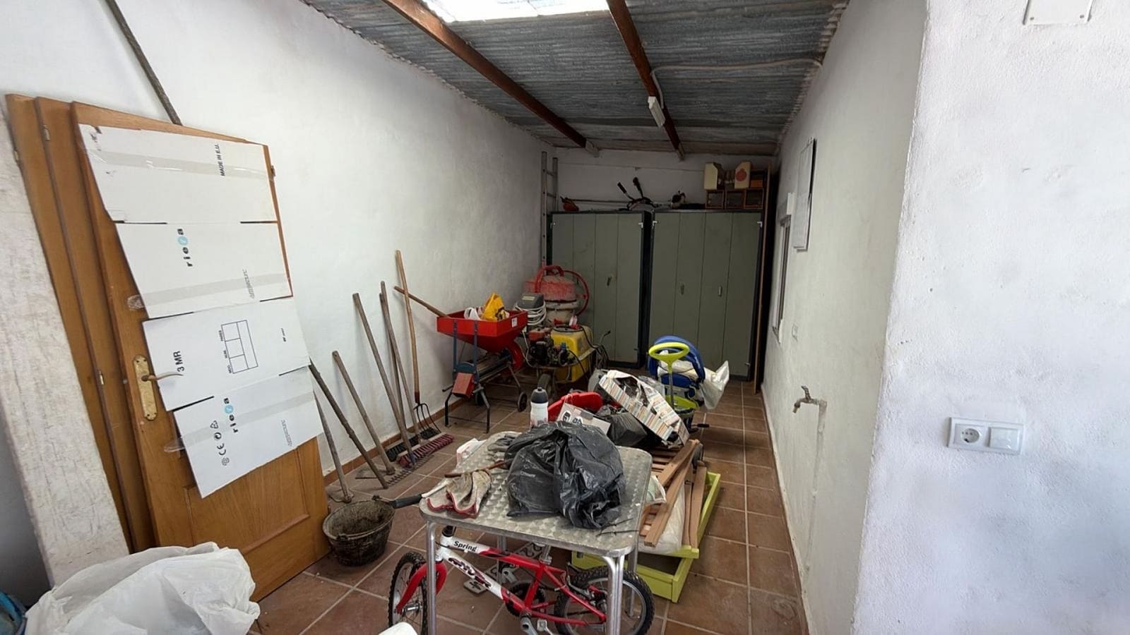 4 bedroom Finca/Country House for sale in Pinoso with pool garage - € 184,900 (Ref: 10046784)
