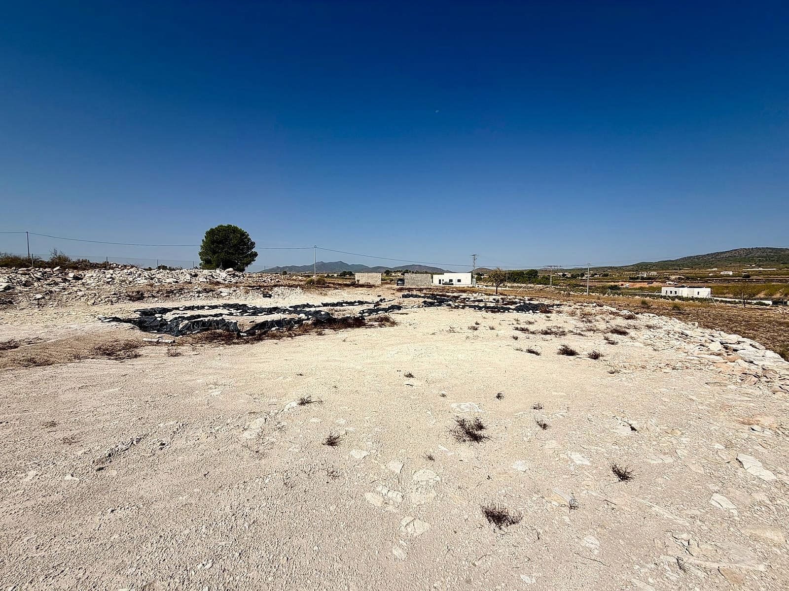 Terreno Não Urbanizado para venda em Lel - 75 000 € (Ref: 10046787)