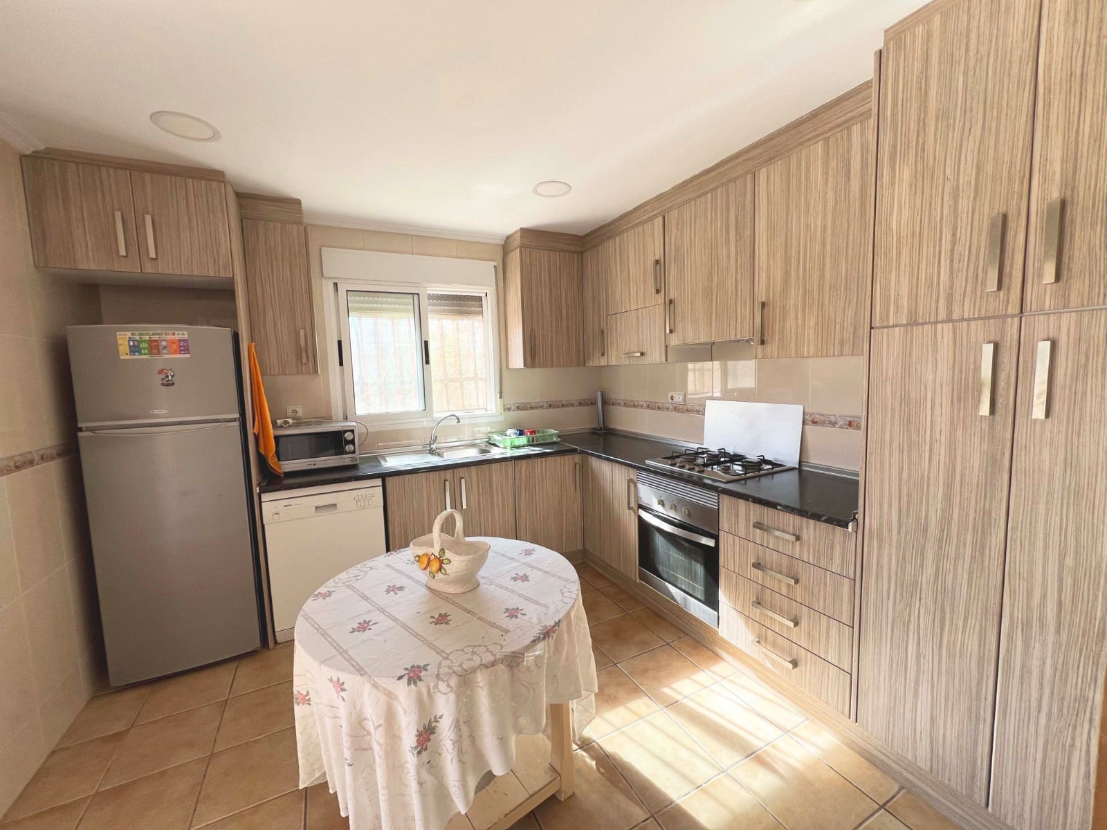 4 bedroom Villa for sale in Hondon de los Frailes with garage - € 245,000 (Ref: 10054607)