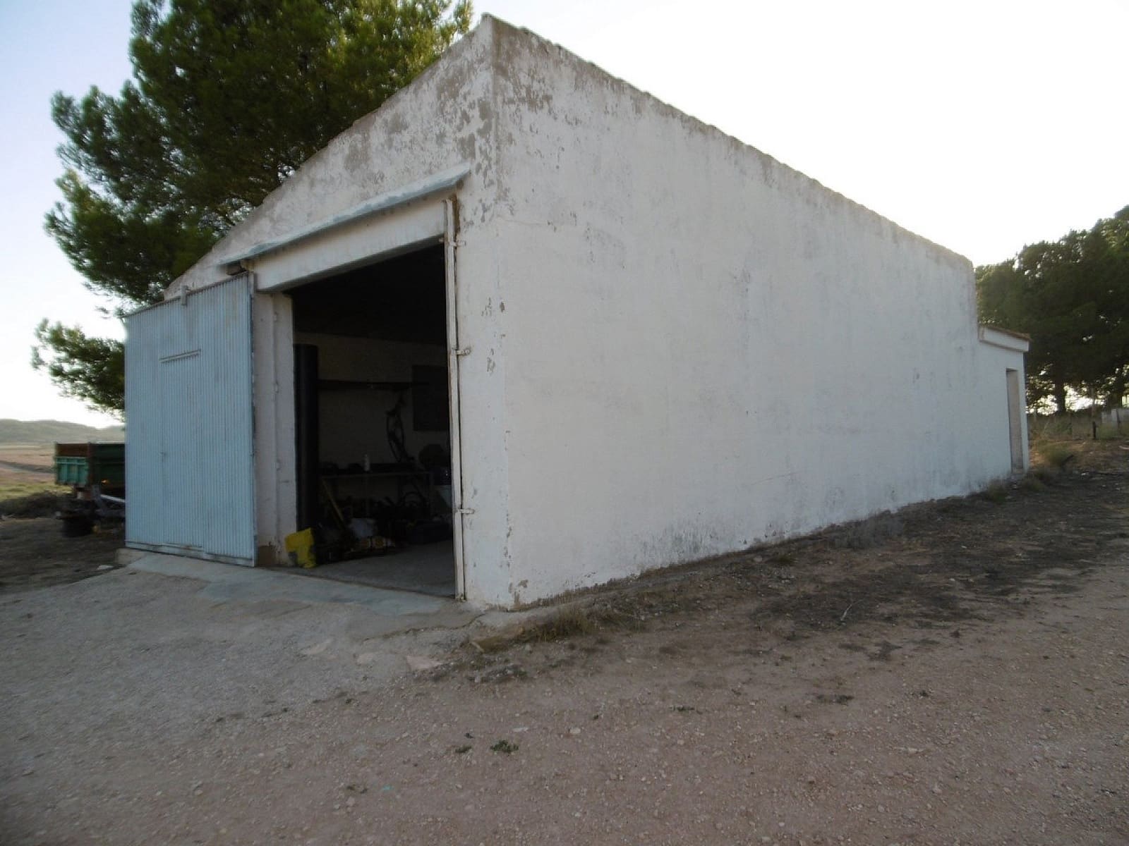 3 slaapkamer Finca/Landhuis te koop in Yecla met garage - € 46.000 (Ref: 10061216)