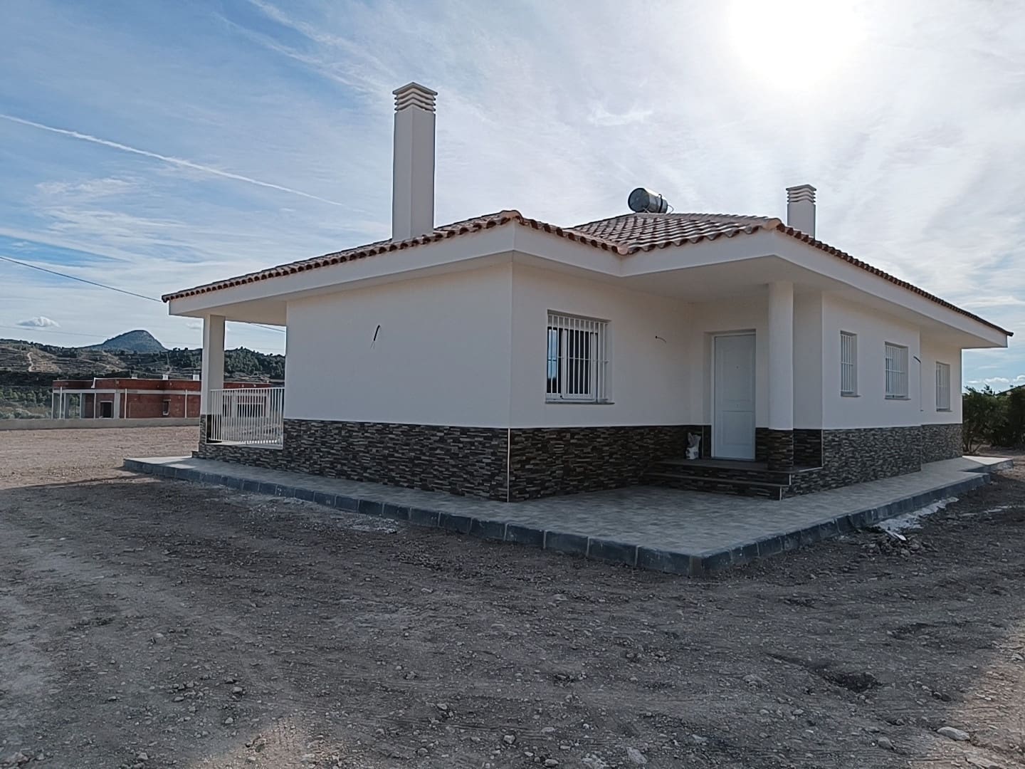 3 slaapkamer Villa te koop in Jumilla met zwembad garage - € 387.000 (Ref: 10066980)