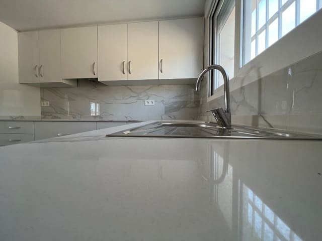 3 slaapkamer Villa te koop in Jumilla met zwembad garage - € 387.000 (Ref: 10066980)